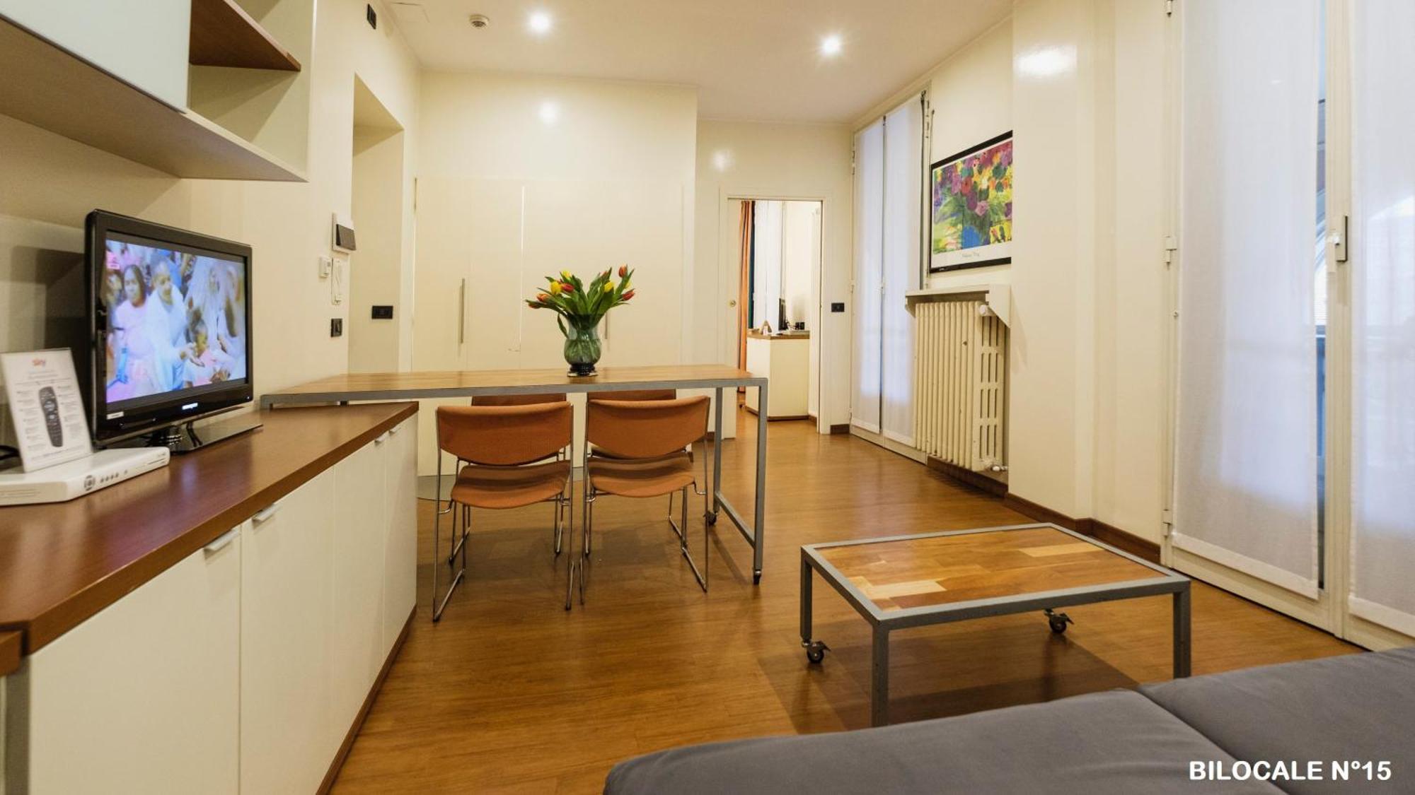 One-Bedroom Apartment,1209327700:JPEG
